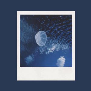 一个吃奶一个添下边18禁欧美
